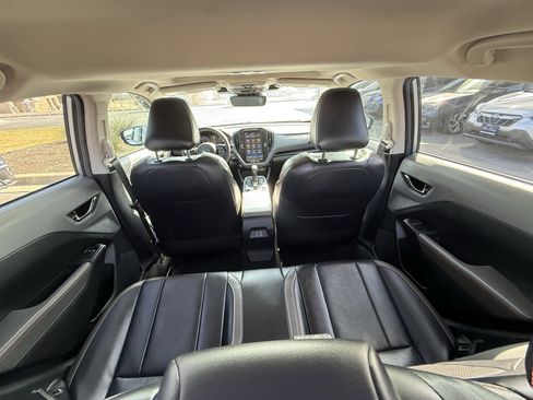 Used 2025 Subaru Crosstrek 2.5i Limited w/ Crosstrek Mirror Package image 8