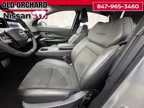Used 2023 Nissan Ariya AWD image 12