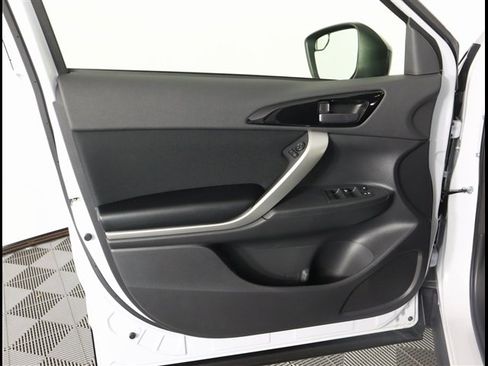 Used 2024 Mitsubishi Eclipse Cross Ralliart image 12