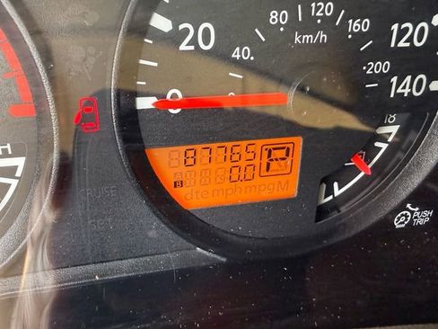 Used 2017 Nissan Frontier SV image 29