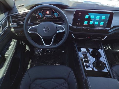 New 2026 Volkswagen Atlas Cross Sport SE image 12