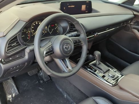 Certified 2025 MAZDA CX-30 2.5 Turbo w/ Premium Package image 2