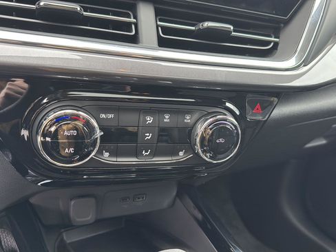 New 2026 Chevrolet Trax ACTIV w/ Sunroof Package image 23