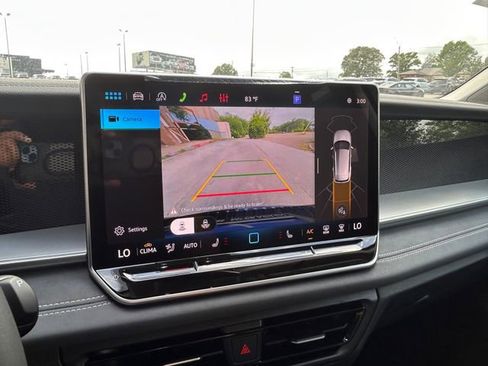 New 2026 Volkswagen Tiguan SE image 16