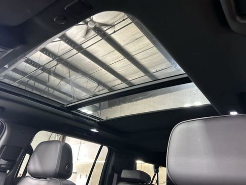 Certified 2022 GMC Yukon XL Denali AWD/4WD image 20
