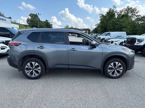 Certified 2023 Nissan Rogue SV AWD/4WD image 6