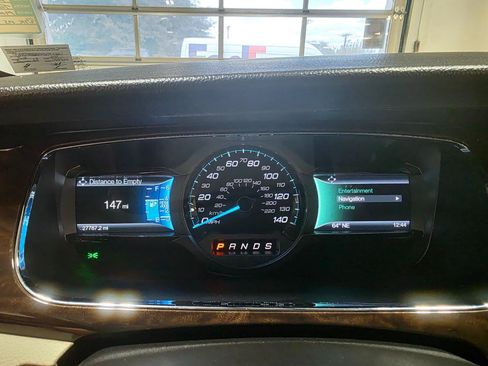 Used 2015 Ford Taurus Limited w/ Equipment Group 301A AWD/4WD image 45
