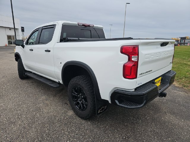 Used 2025 Chevrolet Silverado 1500 ZR2 w/ Technology Package AWD/4WD image 3