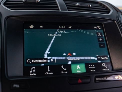 Used 2019 Ford Explorer XLT w/ XLT Sport Appearance Package image 24