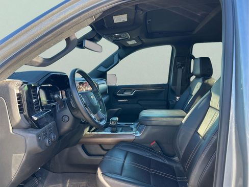Used 2024 Chevrolet Silverado 1500 High Country w/ High Country Premium Package image 29