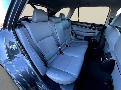 Used 2019 Subaru Outback 3.6R Limited w/ Popular Package #2 image 27