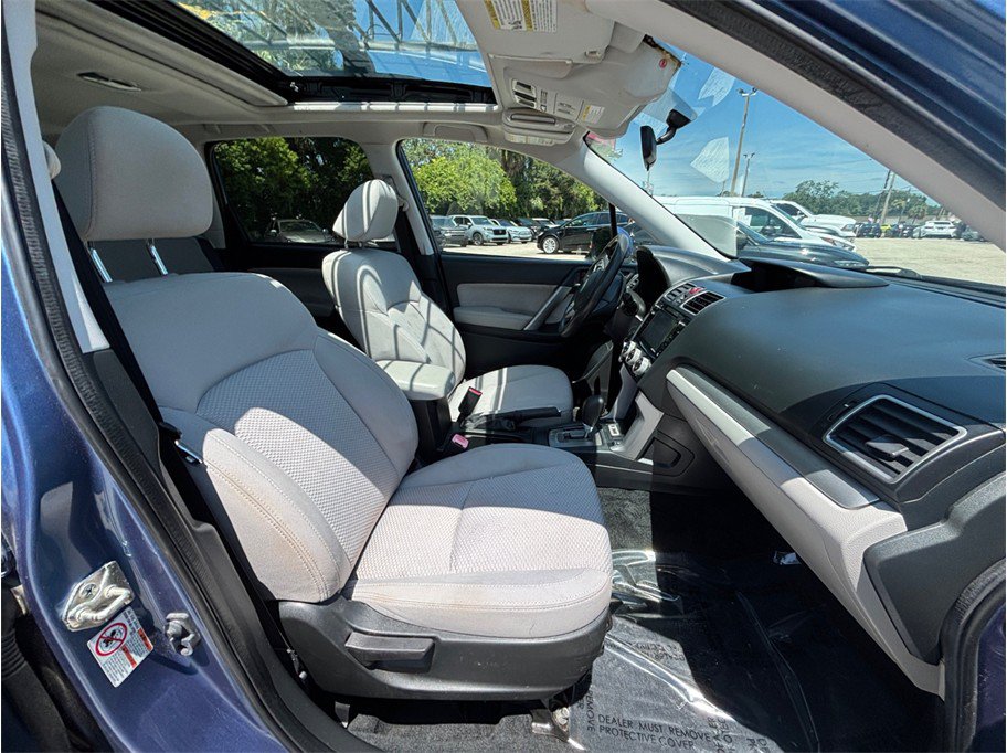 Used 2017 Subaru Forester 2.5i Premium AWD/4WD image 36