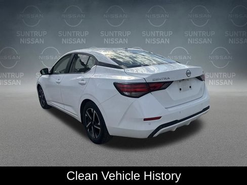 Used 2024 Nissan Sentra SV image 3