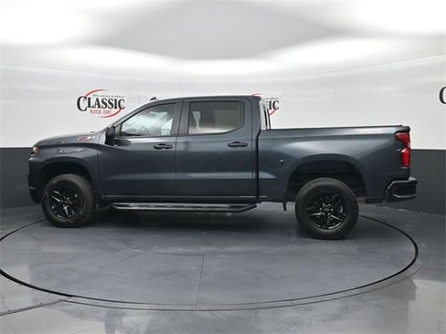 Used 2020 Chevrolet Silverado 1500 LT Trail Boss image 2