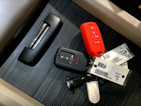 Used 2022 Honda Pilot Special Edition image 14