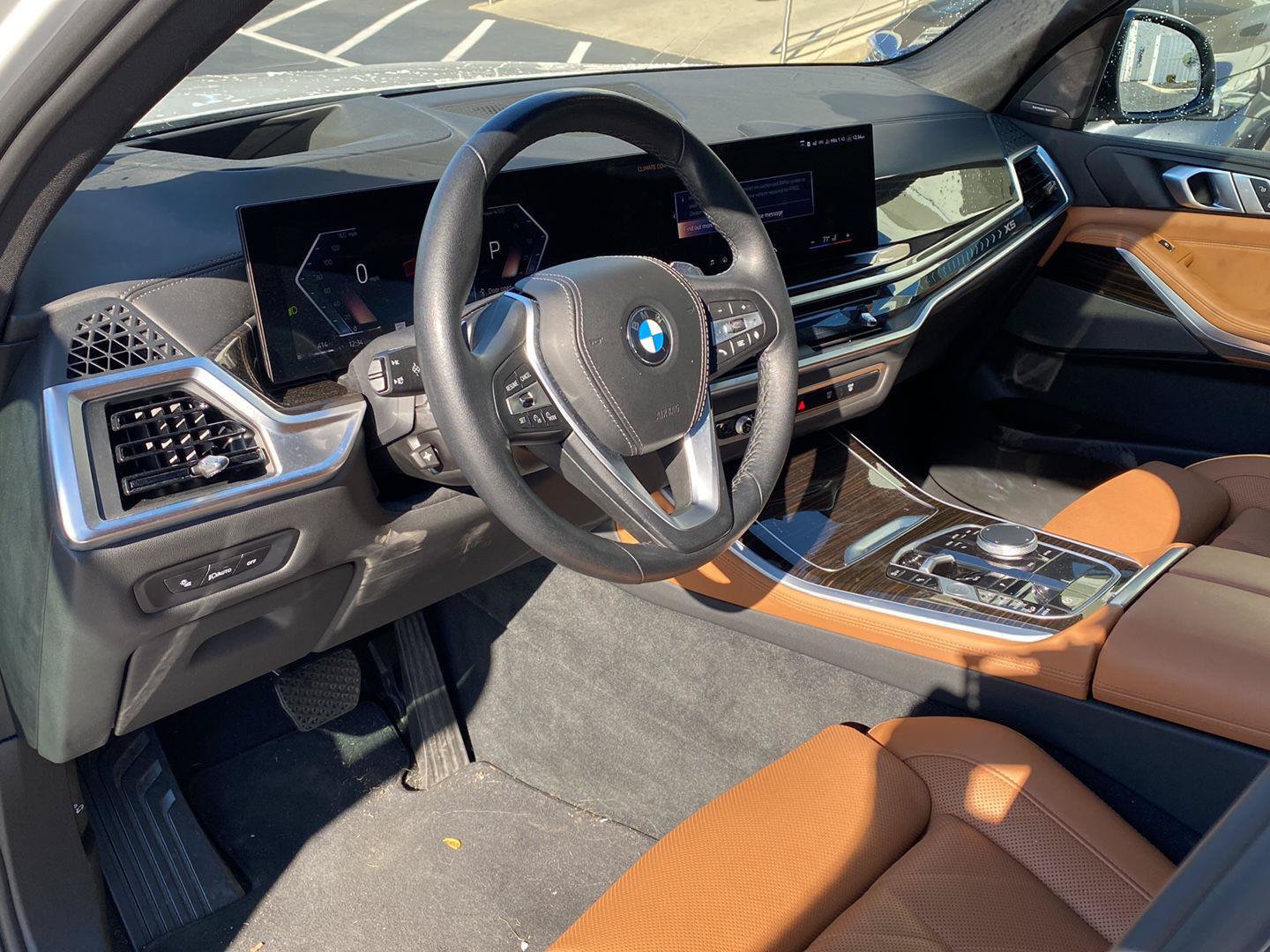Used 2024 BMW X5 xDrive40i w/ Premium Package AWD/4WD image 10