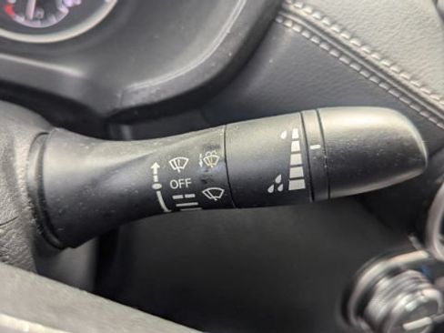 Used 2021 Nissan Sentra SV FWD image 26