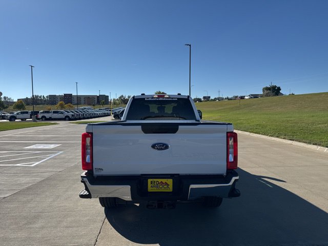 New 2026 Ford F250 XLT w/ FX4 Off-Road Package AWD/4WD image 4