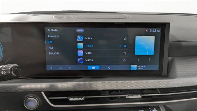 Used 2025 Hyundai Sonata SEL FWD image 29