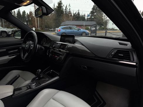 Used 2015 BMW M3 image 19