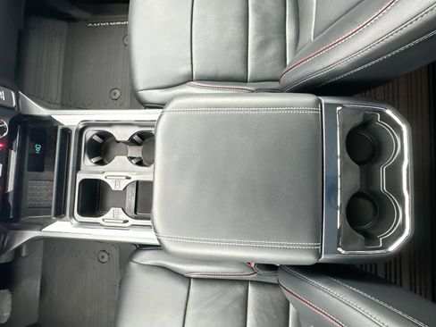 Used 2024 Ford F350 Lariat w/ Lariat Ultimate Package AWD/4WD image 38
