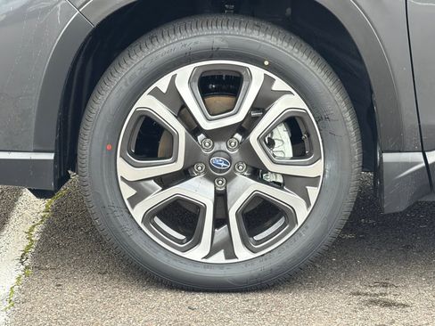 New 2025 Subaru Ascent Touring w/ Popular Package #1 image 25