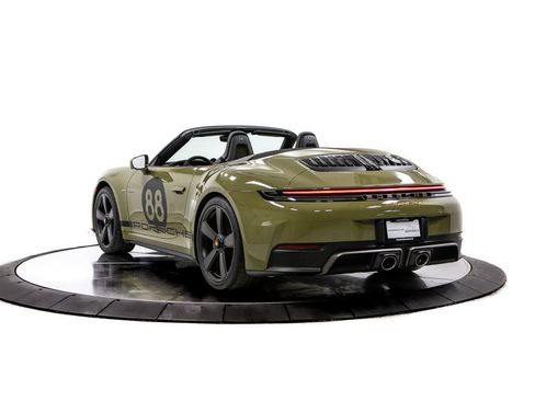 Certified 2026 Porsche 911 GTS RWD image 3