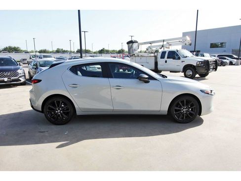 Used 2025 MAZDA MAZDA3 s Sport FWD image 5