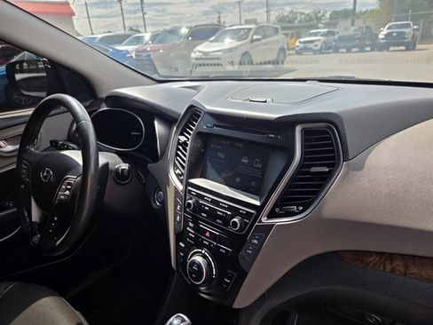 Used 2018 Hyundai Santa Fe Sport FWD image 6