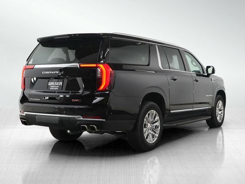 Used 2025 GMC Yukon XL Denali AWD/4WD image 5
