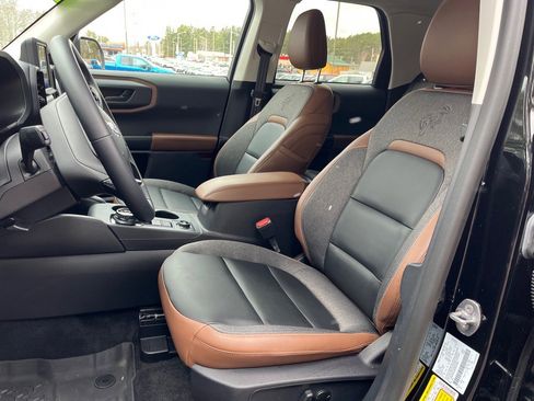 Used 2024 Ford Bronco Sport Outer Banks w/ Tech Package image 13