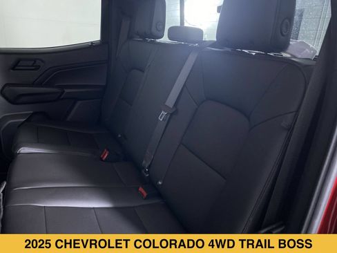 Certified 2025 Chevrolet Colorado Trail Boss AWD/4WD image 13