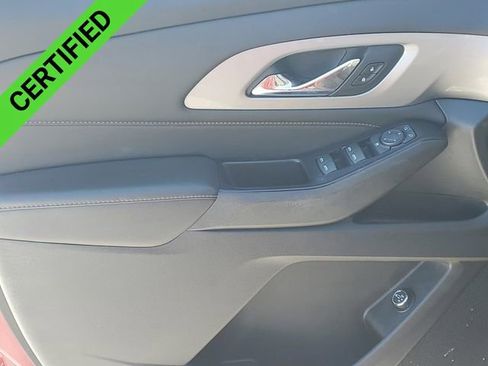 Used 2019 Chevrolet Traverse LT image 22