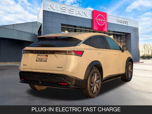 Used 2024 Nissan Ariya ENGAGE image 8