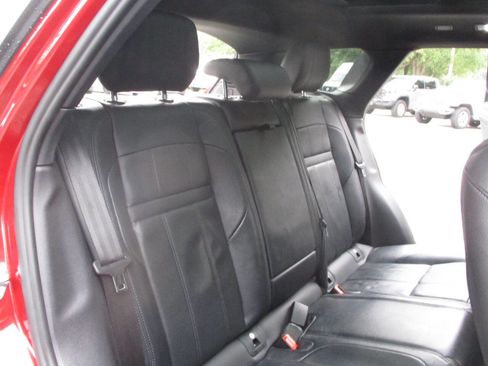 Used 2021 Land Rover Range Rover Evoque R-Dynamic SE image 25