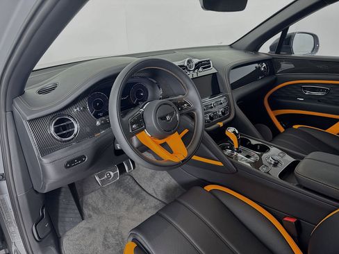 Used 2026 Bentley Bentayga Speed AWD/4WD image 5