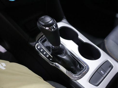 Used 2017 Chevrolet Cruze LS FWD image 28