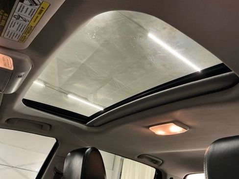 Used 2018 Toyota Tundra Platinum image 17