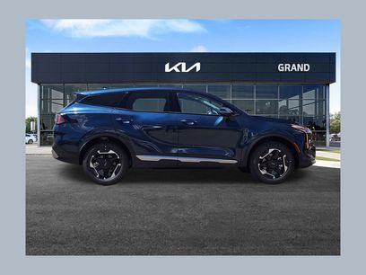 New 2027 Kia Sportage S