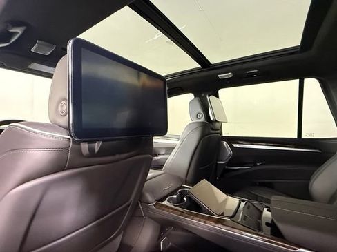 Certified 2026 Cadillac Escalade Platinum Sport AWD/4WD image 28