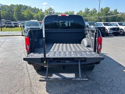 Used 2020 Ford F150 Lariat w/ Equipment Group 502A Luxury AWD/4WD image 7