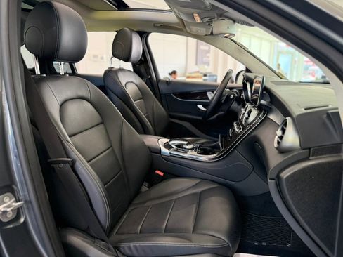 Used 2018 Mercedes-Benz GLC 300 4MATIC image 21