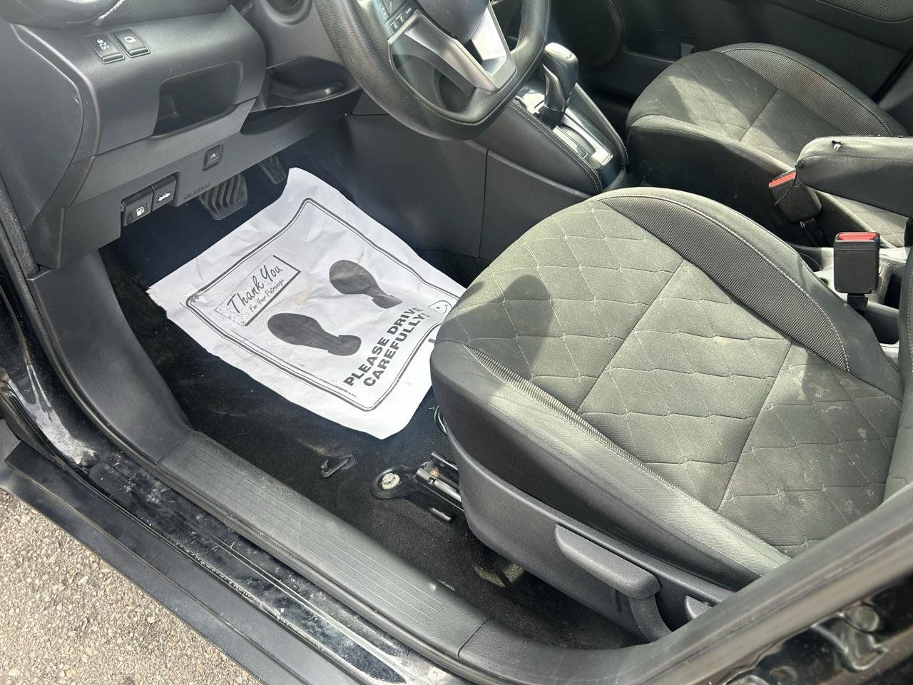 Used 2019 Nissan Kicks S FWD image 10
