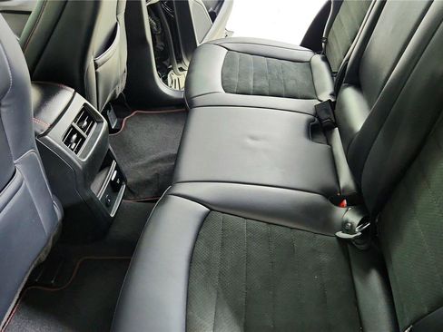 Used 2024 Ford Edge ST-Line image 22