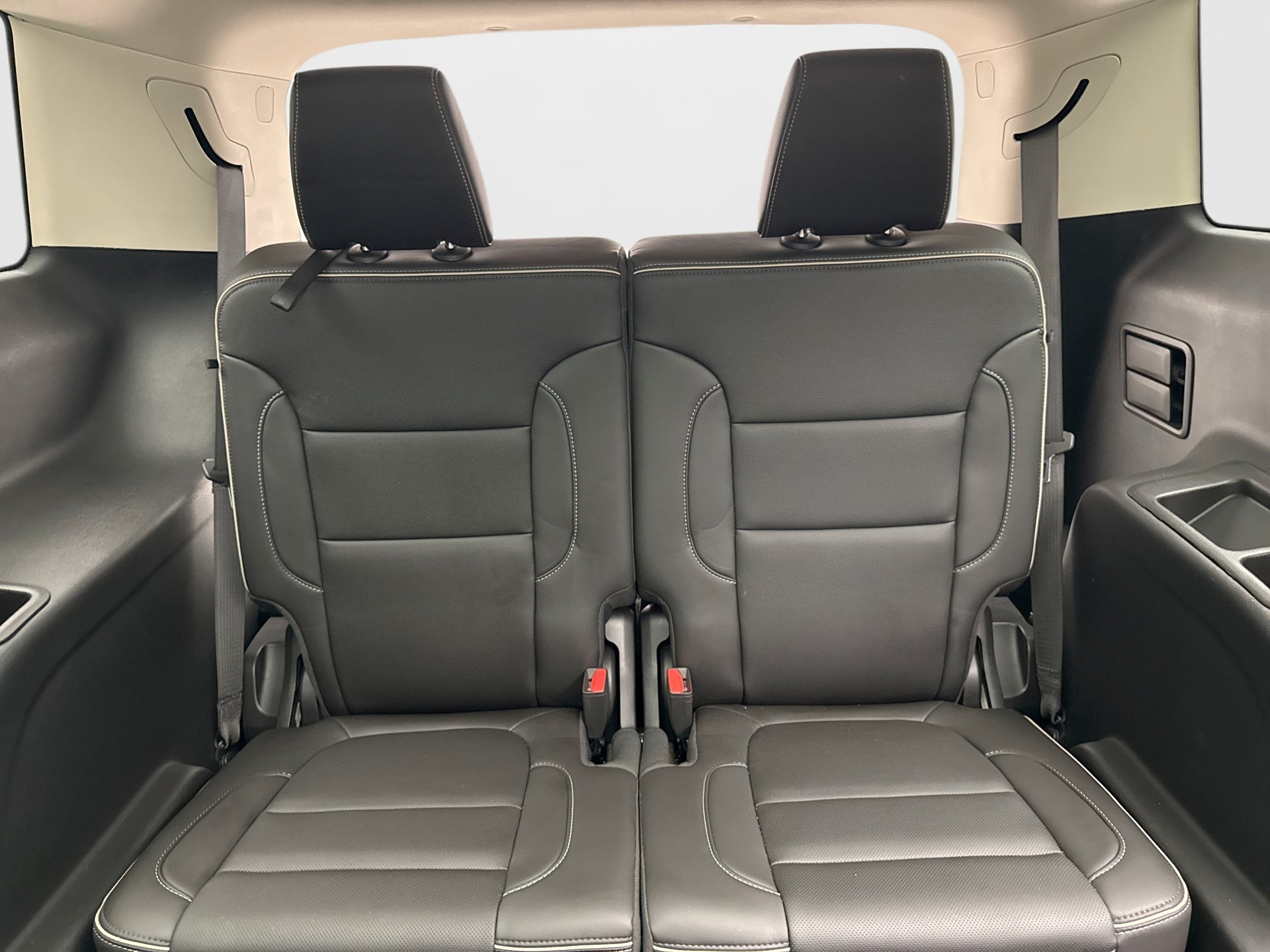 Used 2023 GMC Acadia Denali w/ Denali Ultimate Package FWD image 23