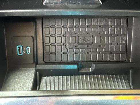 Used 2023 Ford Expedition XLT RWD image 19