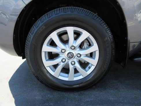 Used 2021 Toyota Land Cruiser AWD/4WD image 57