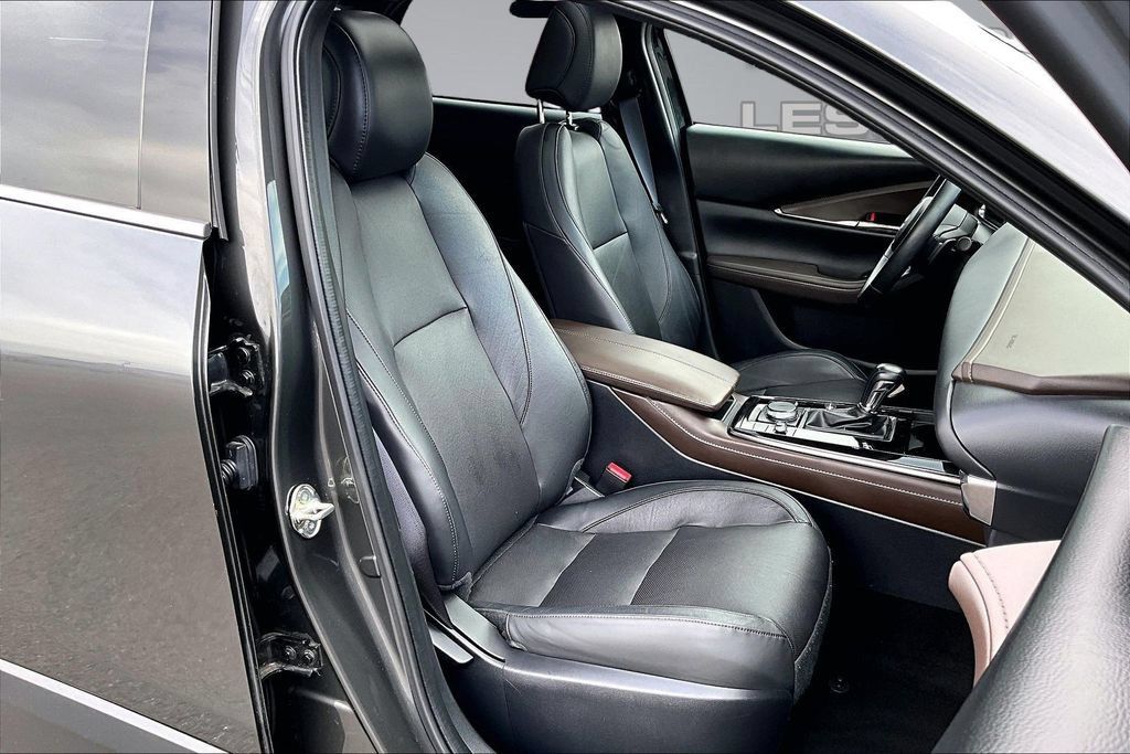 Used 2023 MAZDA CX-30 AWD 2.5 S w/ Premium Package image 7