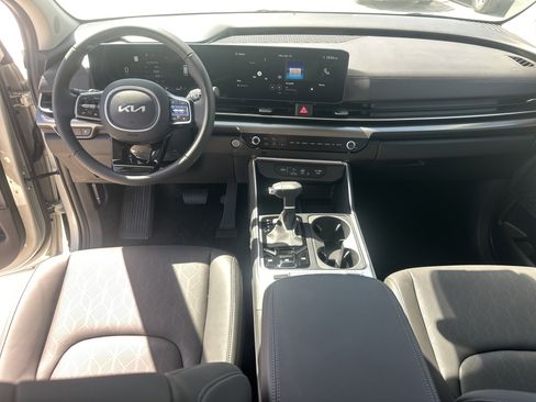 New 2026 Kia Carnival SX FWD image 15