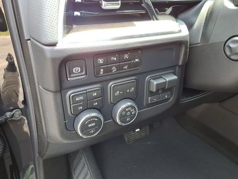 New 2026 Chevrolet Tahoe High Country AWD/4WD image 22